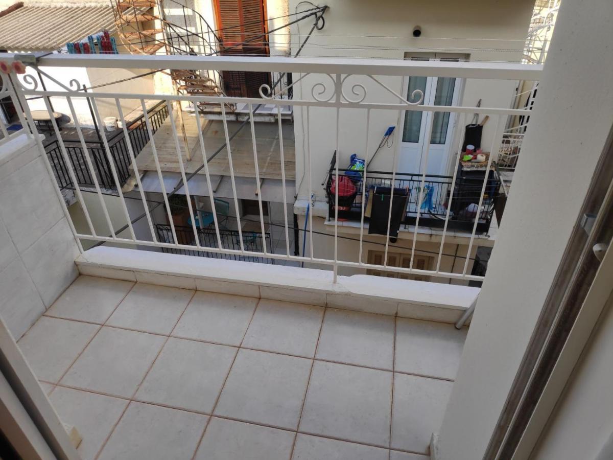 Mary'S Home Каламата Экстерьер фото