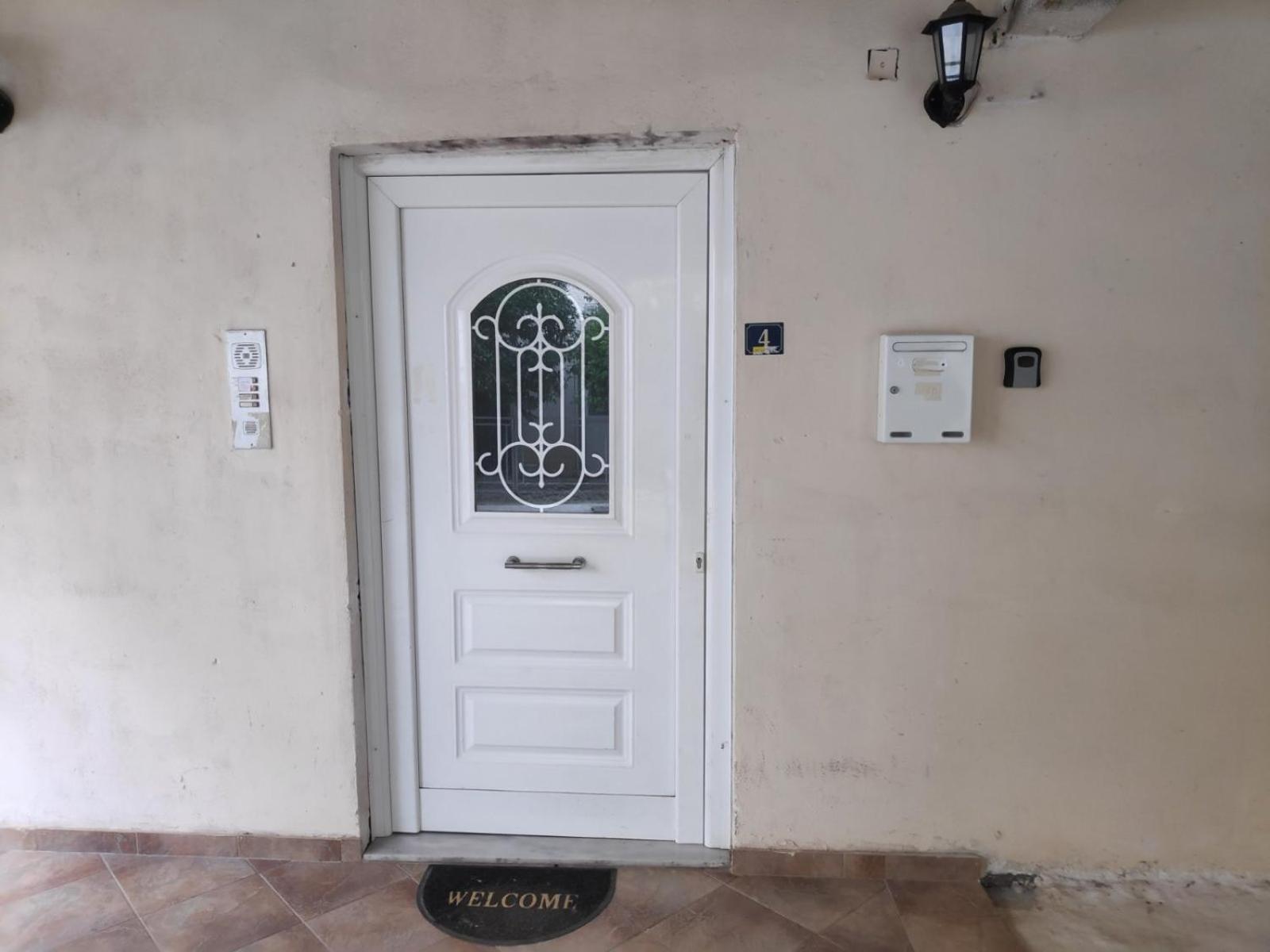 Mary'S Home Каламата Экстерьер фото